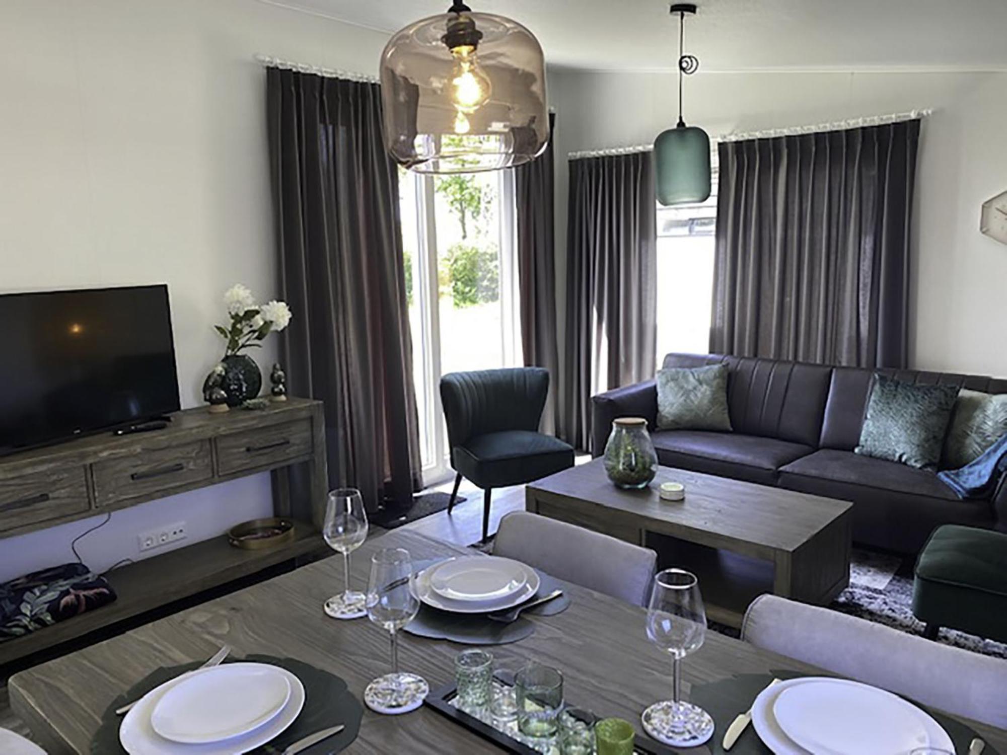 De Noordzee By Interhome Scherpenisse